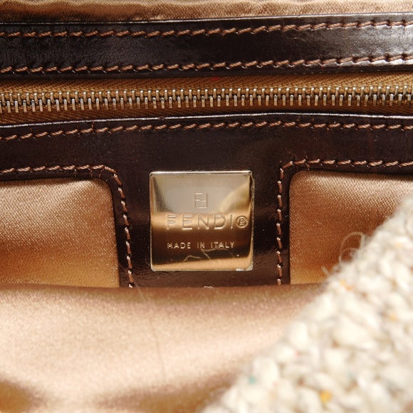 FENDI Mamma Bucket Knit Wool Shoulder Bag, Beige, WS26345 - Picture 9 of 13